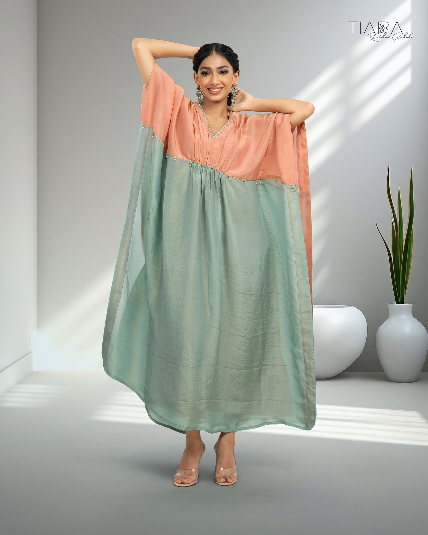 Kaari -  Kaftan (Pink & Green)